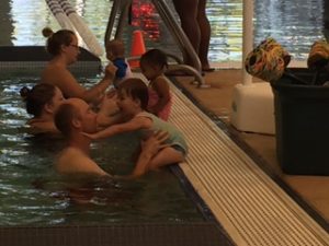 delise-trusting-ben-in-the-pool