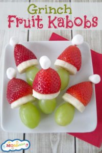 grinch-fruit-kabobs-a1-467x700